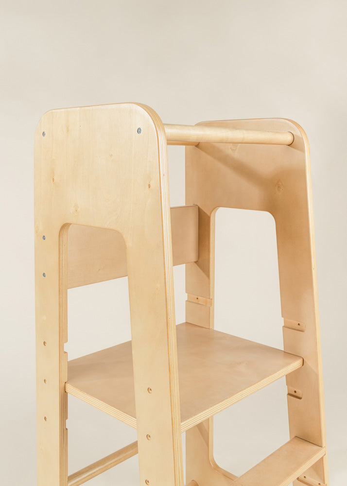 Educational tower - Natural Wood