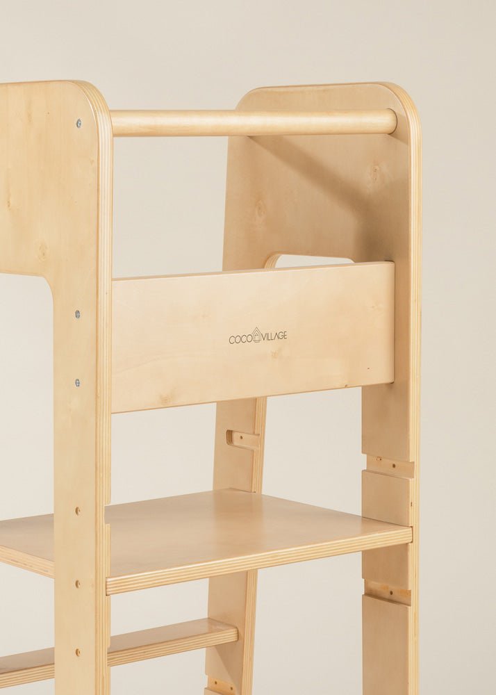 Educational tower - Natural Wood