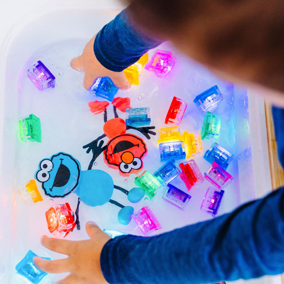 Glo Pals - Cookie Monster ENGLISH ONLY