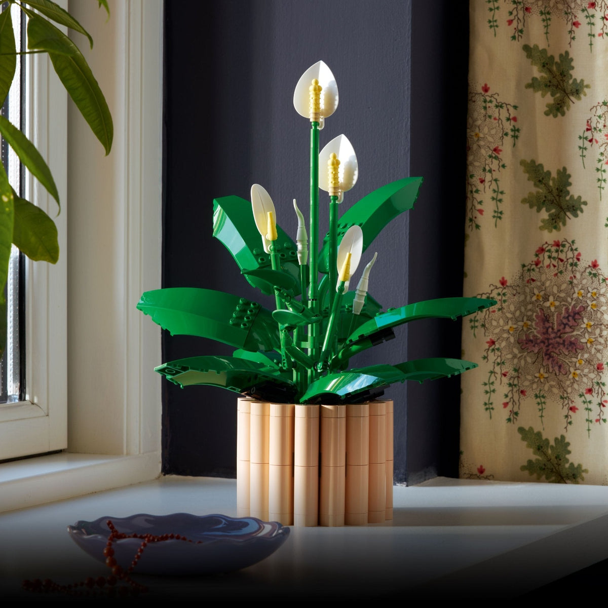 LEGO® Peace Lily Flower Decor 11504