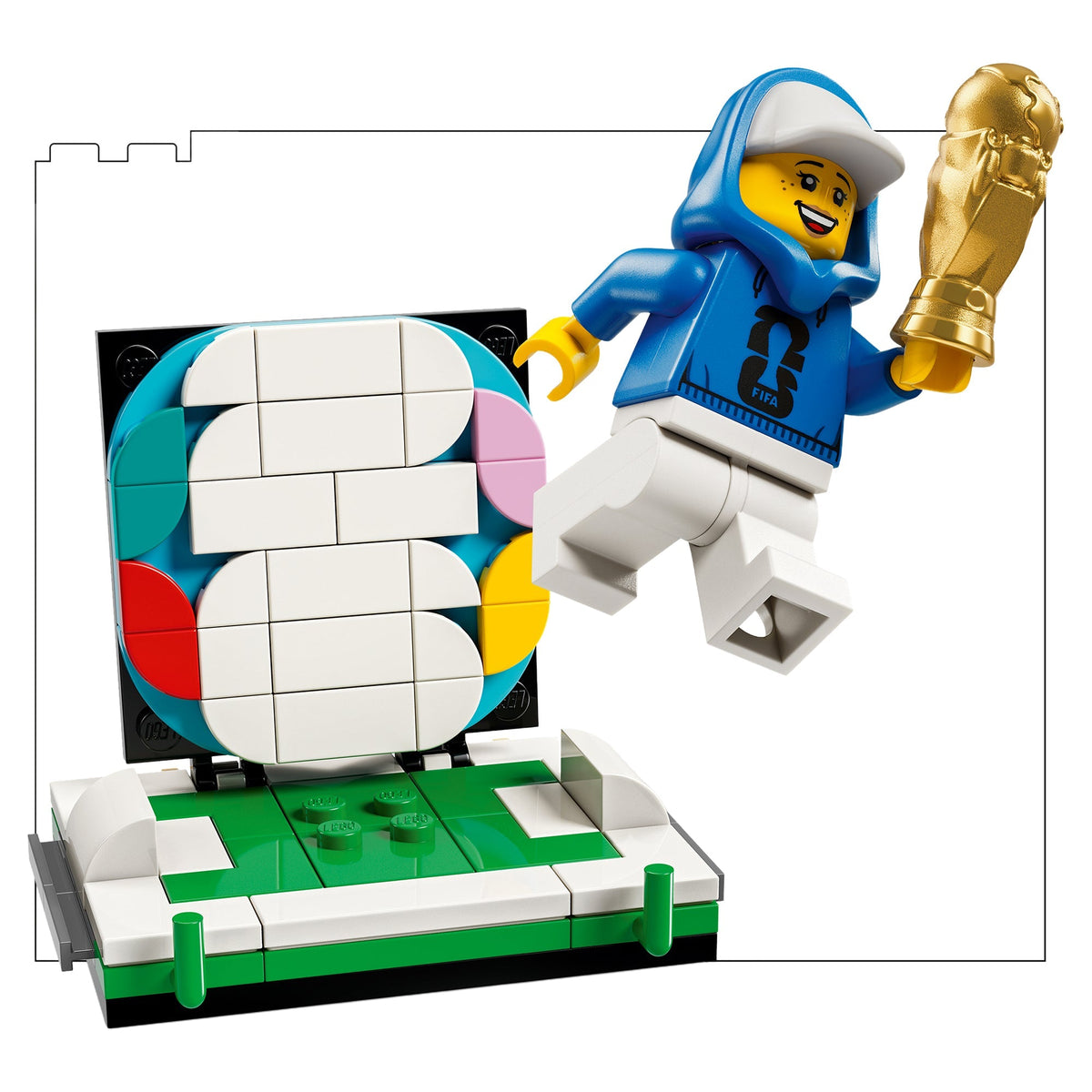 LEGO® Editions FIFA World Cup Official Trophy 43020