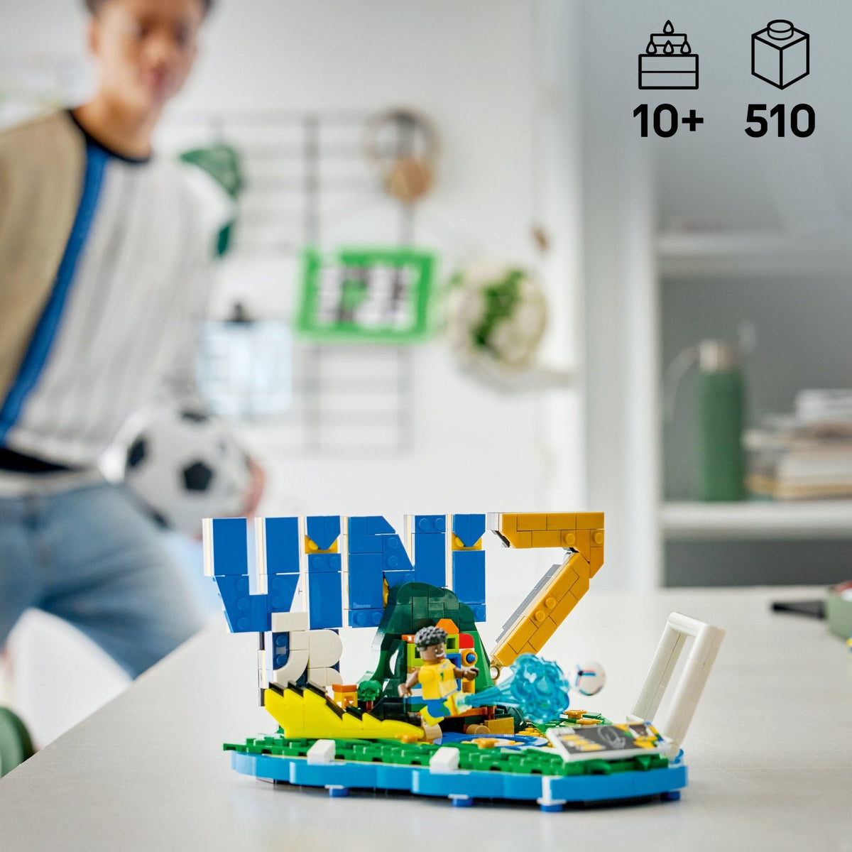 LEGO® Editions Vini Jr. – Soccer Highlights 43027