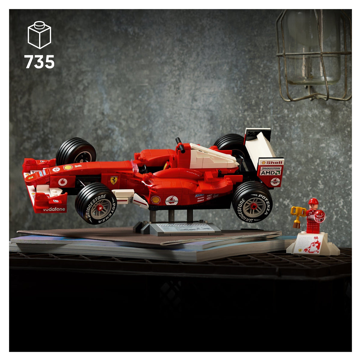 LEGO® Icons Ferrari F2004 & Michael Schumacher 11375