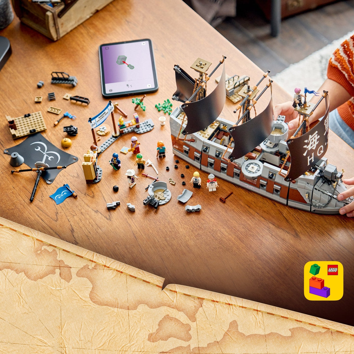 LEGO® ONE PIECE Garp's Marine Battleship 75646