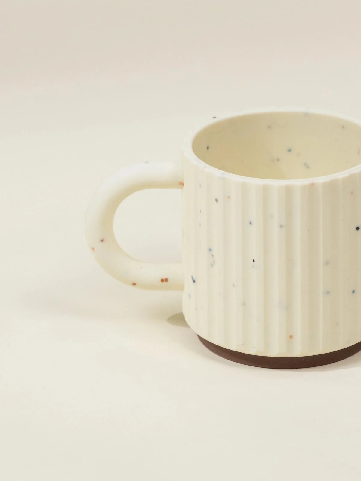 Silicone Toddler Drinking Cup Handle–Pottery Coll
